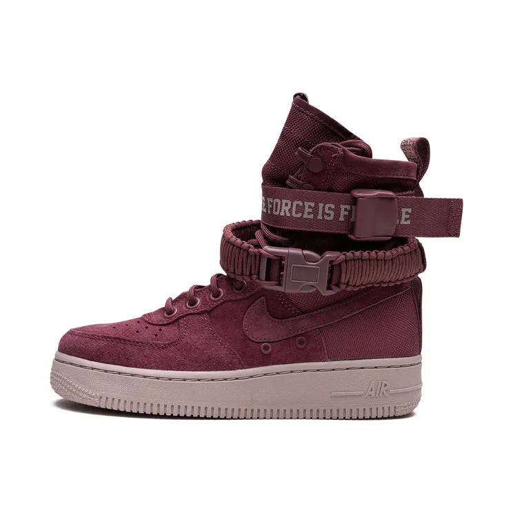 Nike SF AF-1 high-top “Red” (AJ1700)