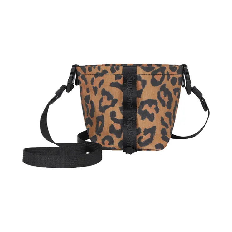 Supreme Neck Pouch Leopard (FW20) (FD20)