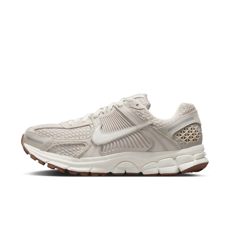 Nike Zoom Vomero 5 Light Orewood Brown/Metallic Silver/Gum Medium Brown/Sail (FZ3780-101)