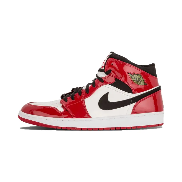 Air Jordan 1 Retro Patent ‘Chicago Bulls’ 2003 White/Black-Varsity Red (136085-106)