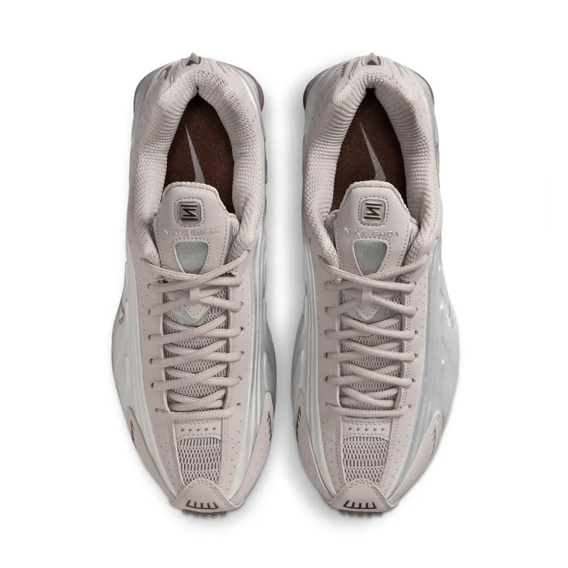Nike Shox R4 “Cave Stone” (HQ1988-200)