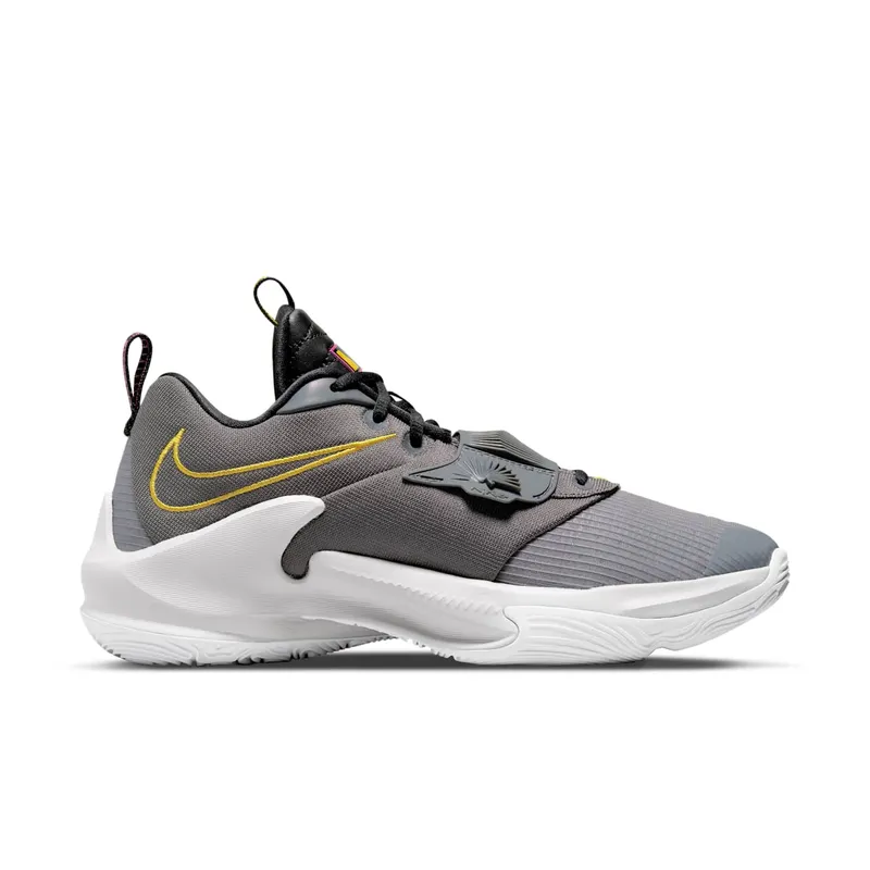 Zoom Freak 3 Basketball Grey (DA0694-006)