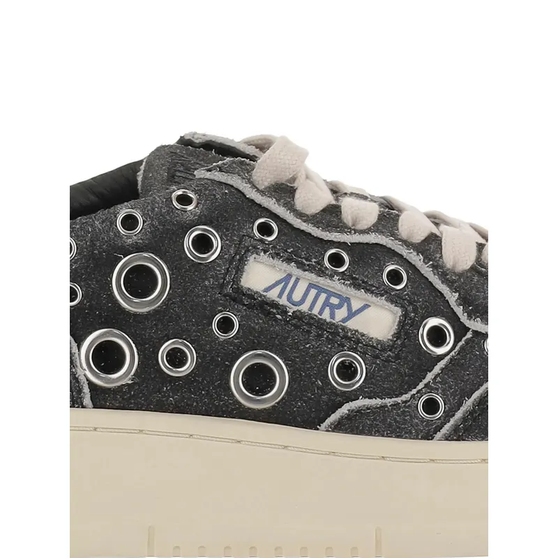 Autry Medalist Low Eyelet-embellished “Black” (AULW TF01)