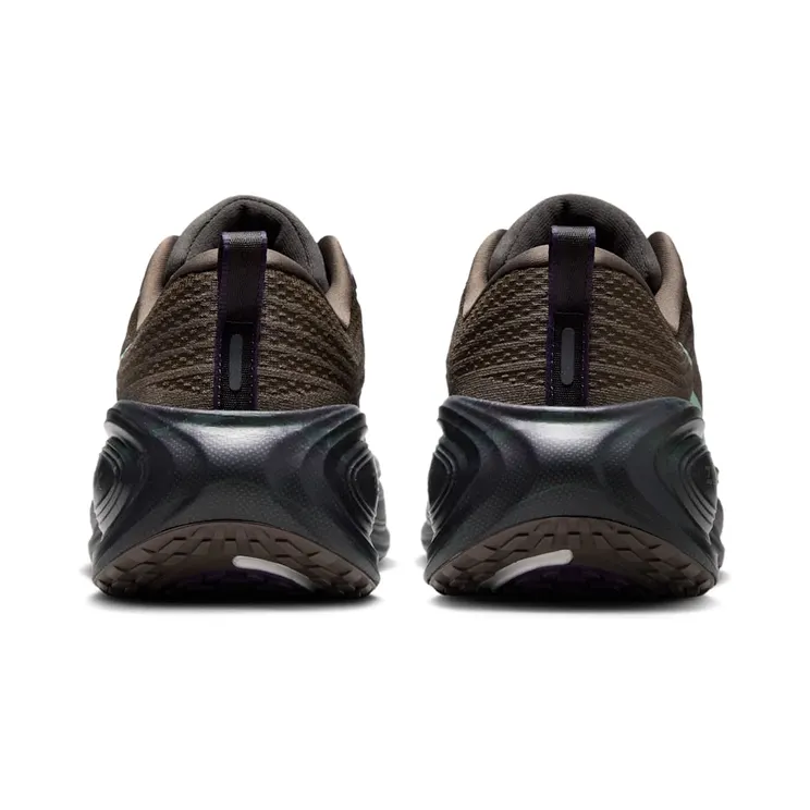 nike-vomero-plus IR7550-030