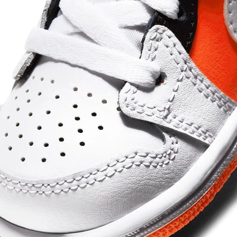 Jordan 1 Mid Notebook (TD) (640735-870)