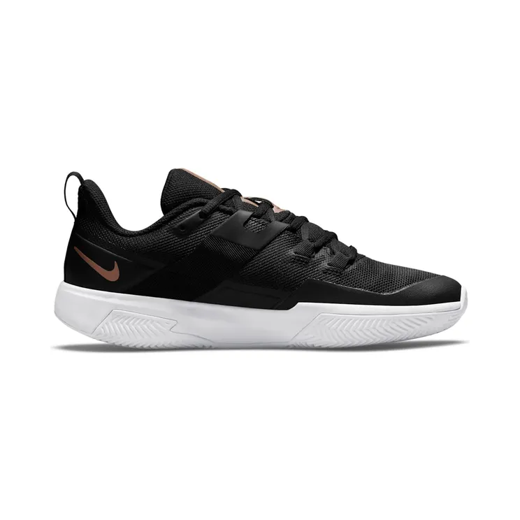 nikecourt DH2945-024