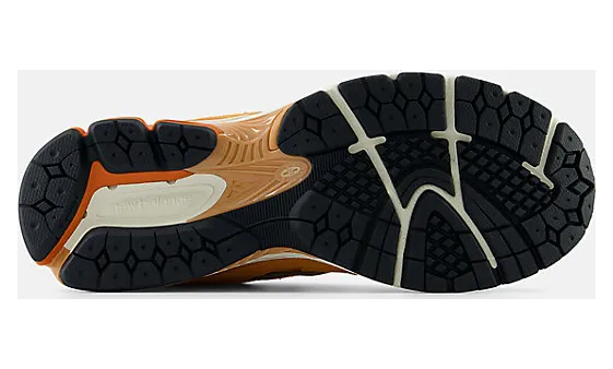 new-balance-2002r M2002RFJ