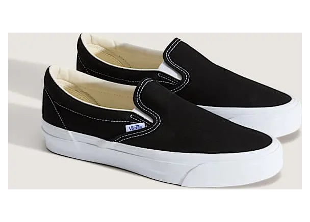 Vans Slip-On Reissue 98 Black / White – “Zwart” (VN000CSEBA21)