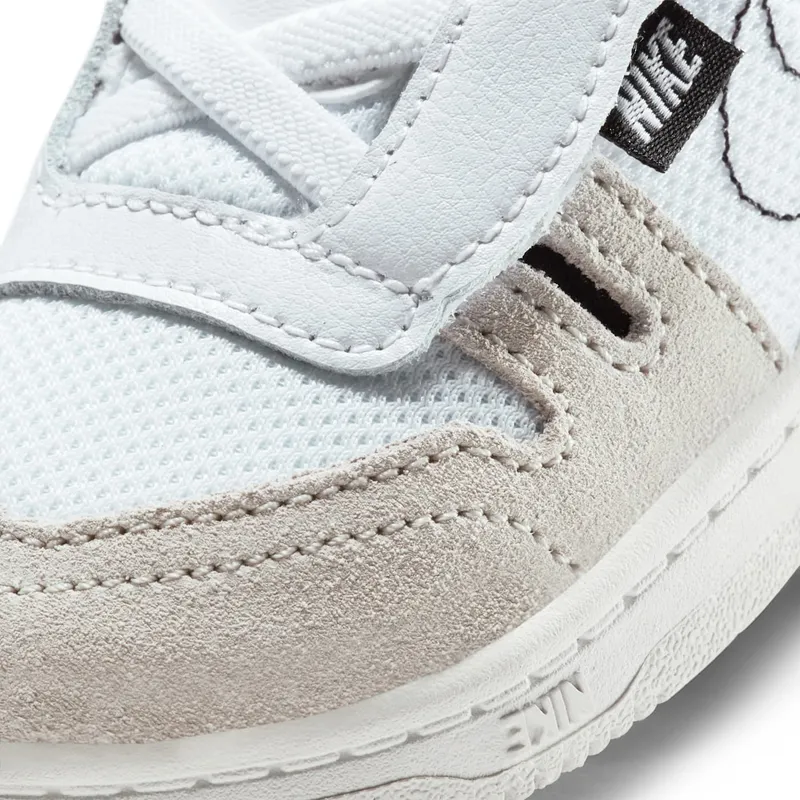 nike-sneaker CJ4121-100