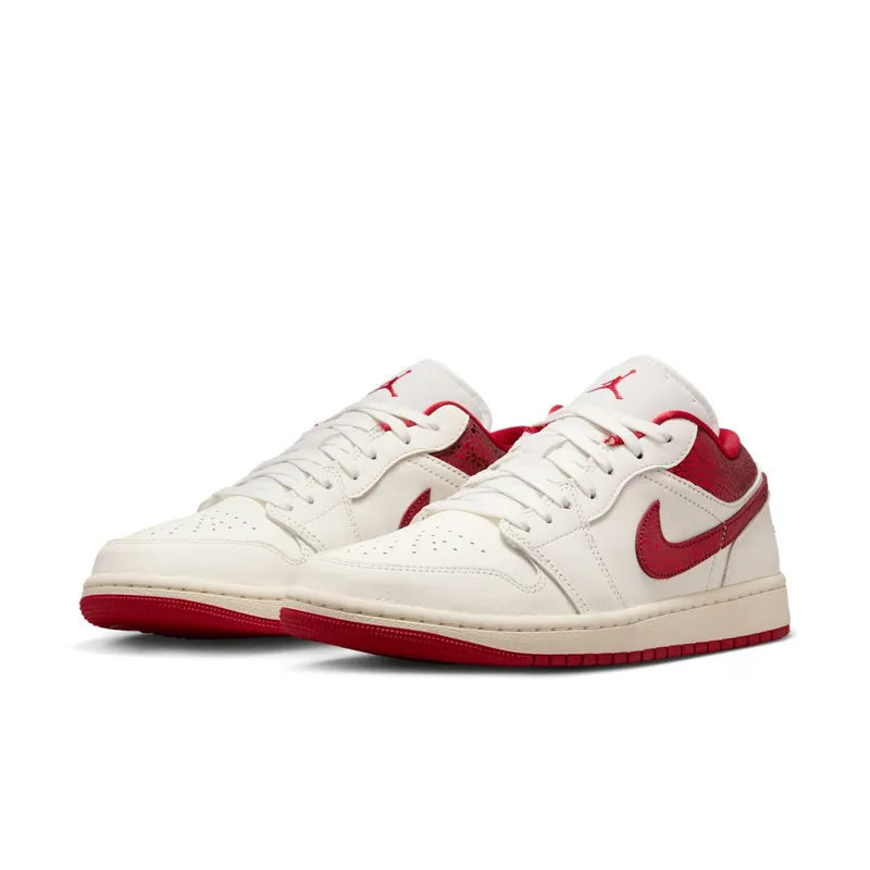 Jordan 1 Low “Ruby” (HJ9338-106)