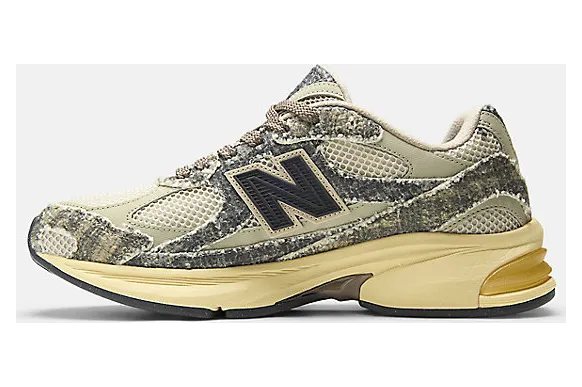 New Balance 2010 “Bag Lady”: de premie is eraf, en de grote maten zijn het goedkoopst (2)