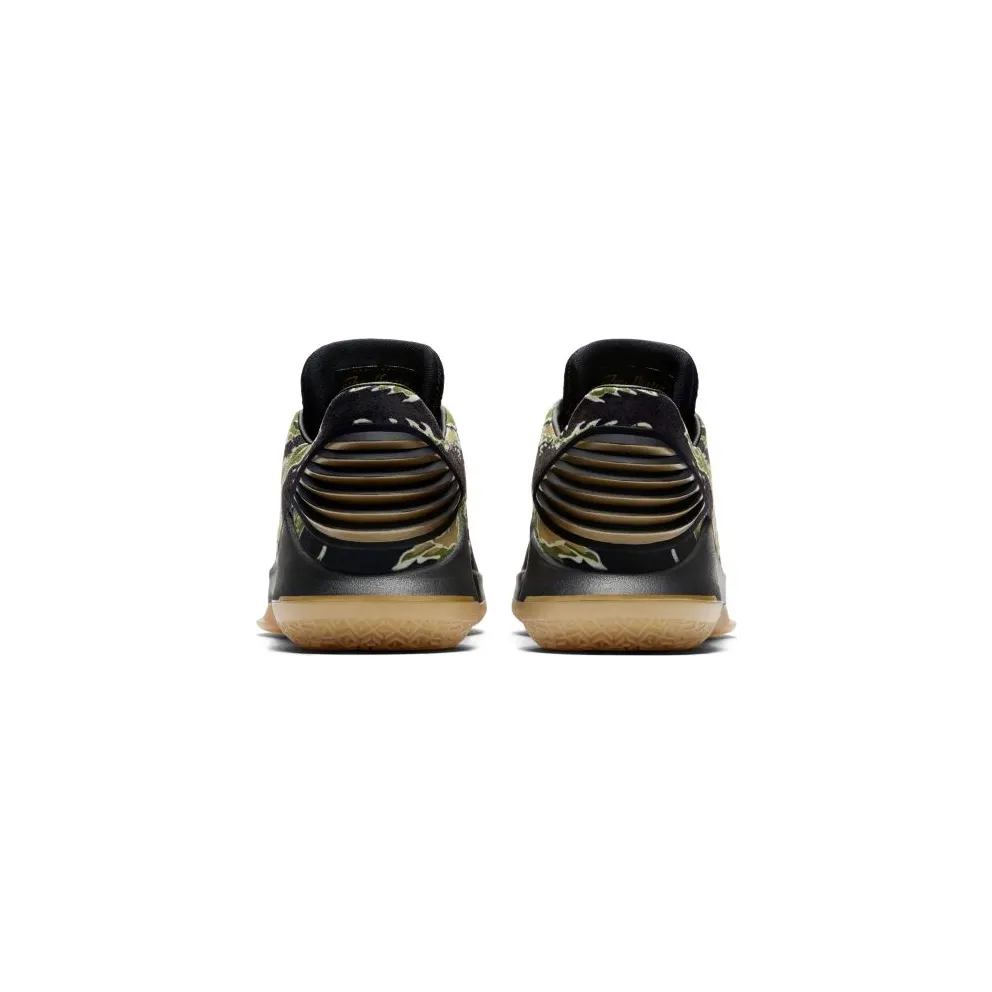 Jordan XXXII Low Camo (GS) Black/Metallic Gold-White (AA1257-021/AH3347-021)