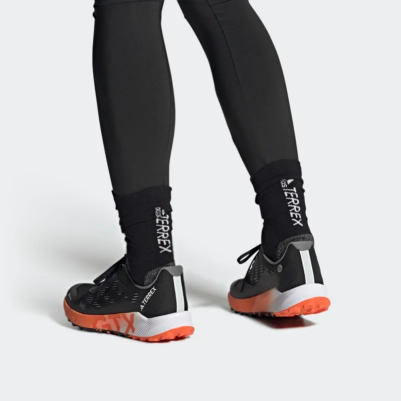 adidas Terrex Agravic Flow GORE-TEX Trail Running 2.0 Core Black / Core Black / Impact Orange (HR1110)