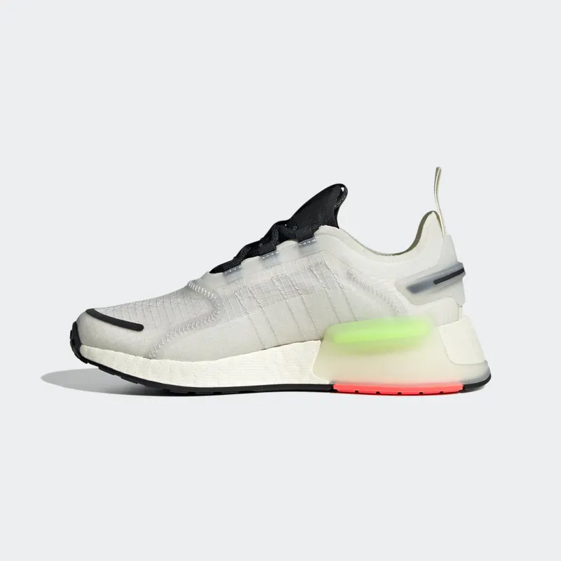 Adidas NMD_V3 Crystal White / Core Black / Signal Green (GW5992)