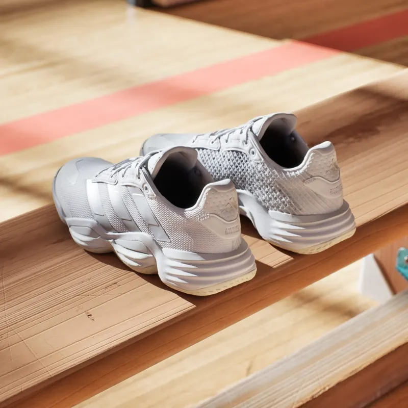 Adidas Stabil 16 Indoor Cloud White / Silver Metallic / Grey One (IE3584)