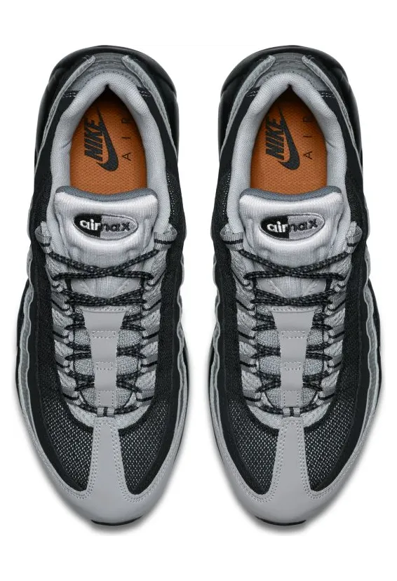 nike-air-max 749766-005
