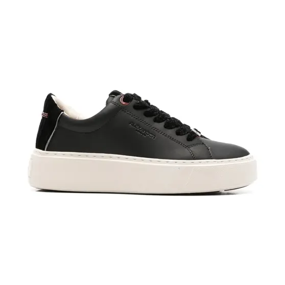 Alexander Smith logo-embossed leather “Black” (ALBELHW)