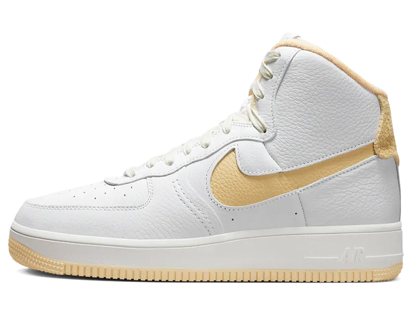 Nike AIR FORCE 1 HIGH SCULPT “Team Gold” (DV7454-100)