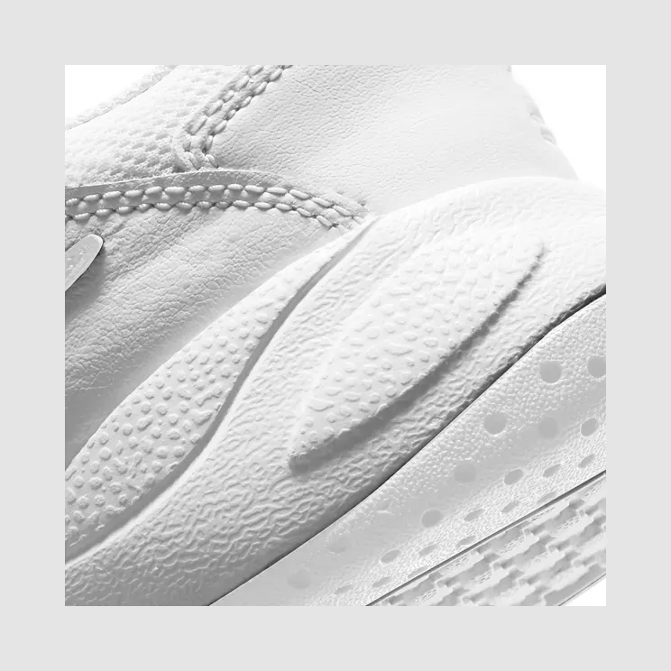 nikecourt CD0440-102