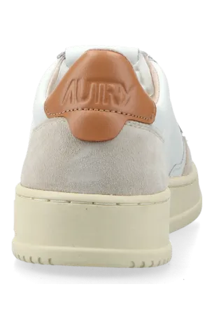 Autry Medalist Low W (leat / suede white / sandstorm) – AULWLS76 (4)