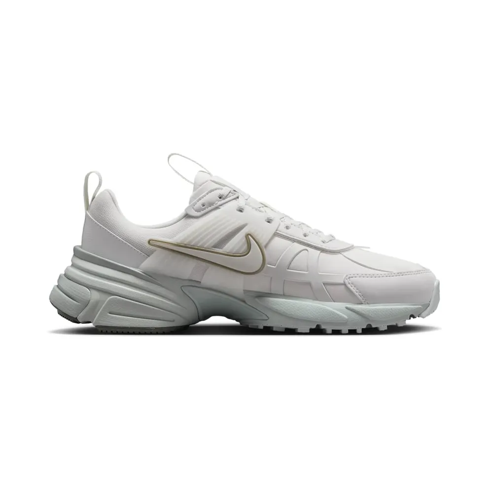 Nike V2K Run Gore-Tex Platinum Tint Light Silver (FZ2622-004)