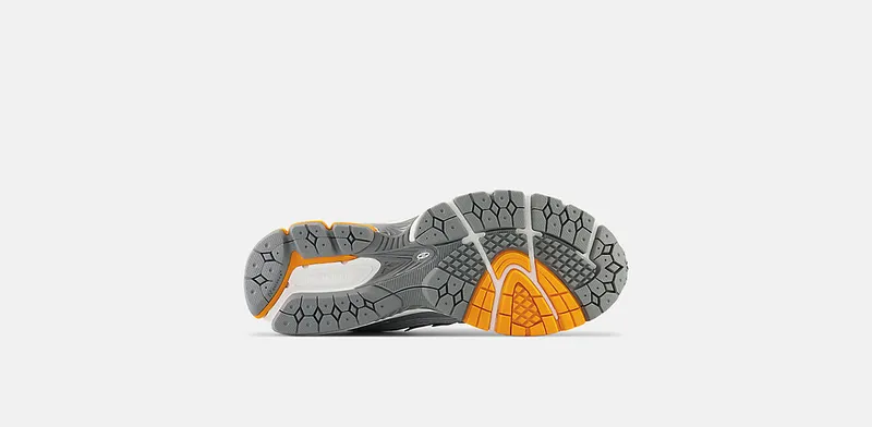 New Balance 1906R Silver Orange (M1906RWM)