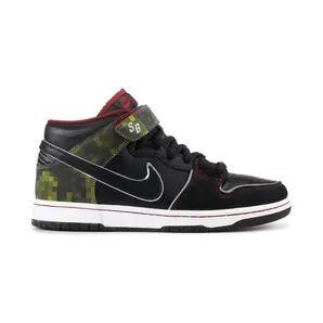 Nike SB Dunk Mid Nitraid