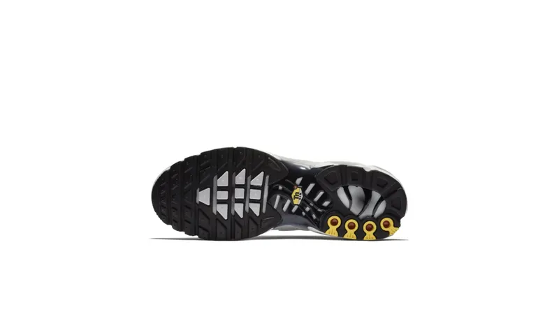 Nike Air Max Plus Shark (White) White/White-Black (AJ6311-100)