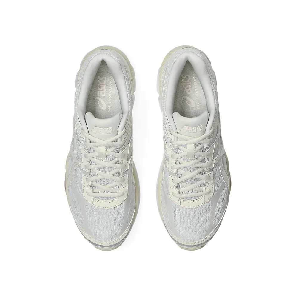 ASICS GEL-CUMULUS 16 “White / Cream” (1203A887-100)