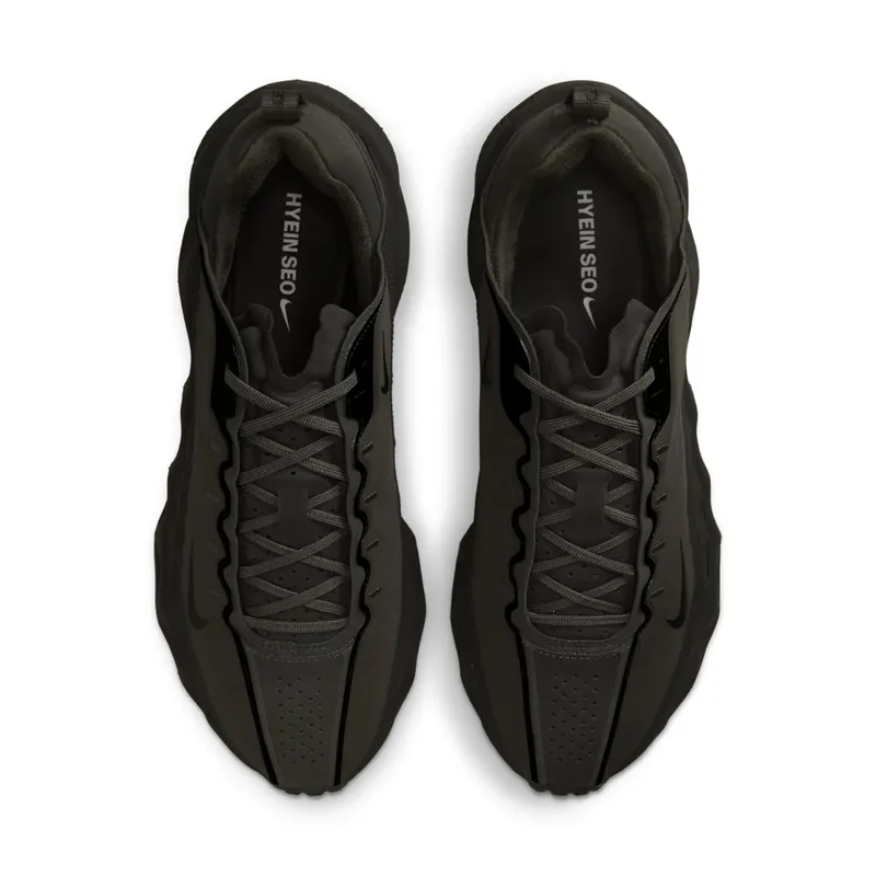 Nike Ava Rover “Hyein Seo – Black” (HQ2863-300)