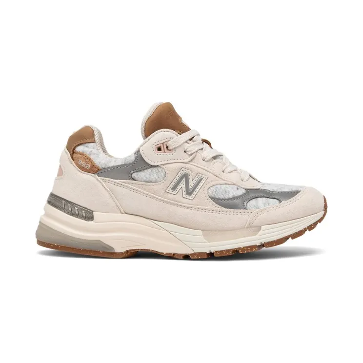 New Balance 992 MiUSA Raw Silk (W992FN)