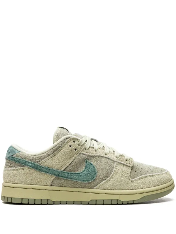 Nike ACG Mountain Fly 2 Low Light Orewood Brown sneakers – Beige (HJ7291)