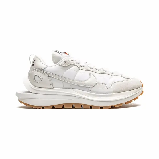 Nike x sacai VaporWaffle low-top “White” (DD1875)
