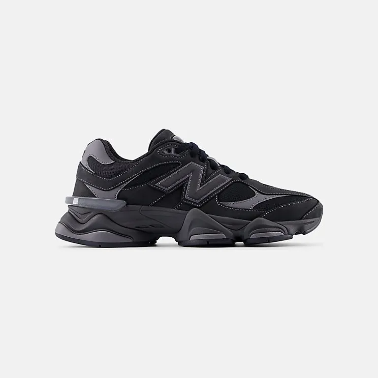 New Balance 9060 “Mono Black” (U906079E)