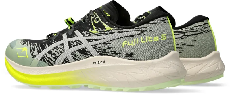 ASICS FUJI LITE 5 “Black / Oatmeal” (1012B690-001)