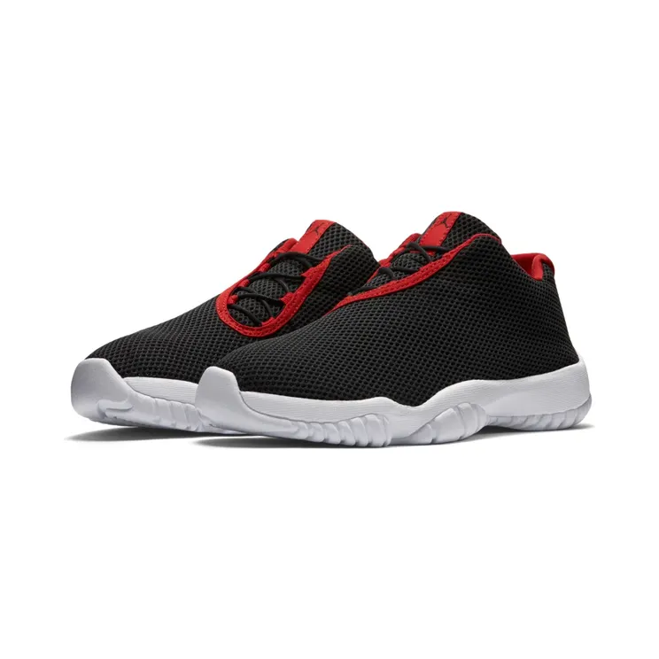 Air Jordan Future Low Bred “Black / White / University Red” (718948-001)