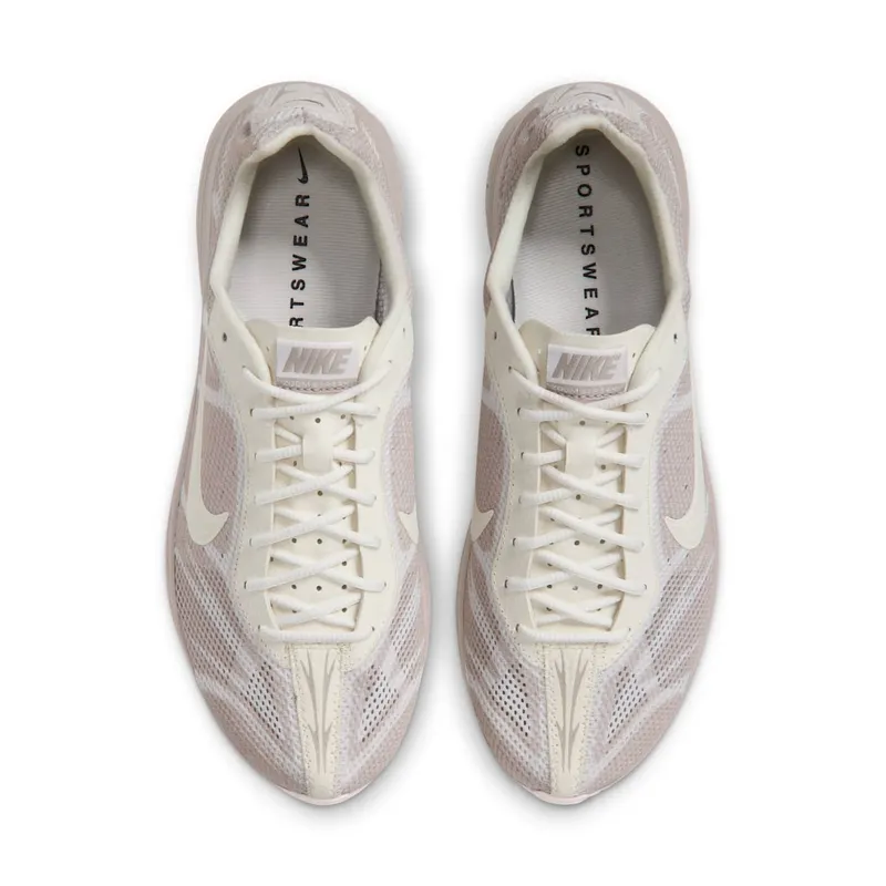 Nike Zoom Streak 3 “Cream II/Sail” (IQ8020-200)
