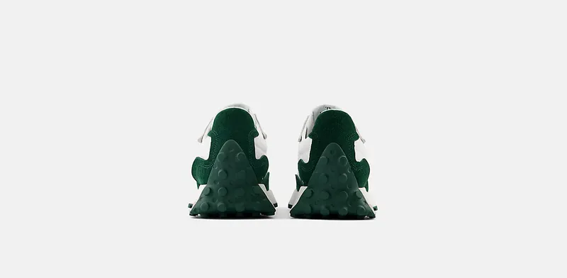 New Balance 327 “Nightwatch Green” (U327WEL)
