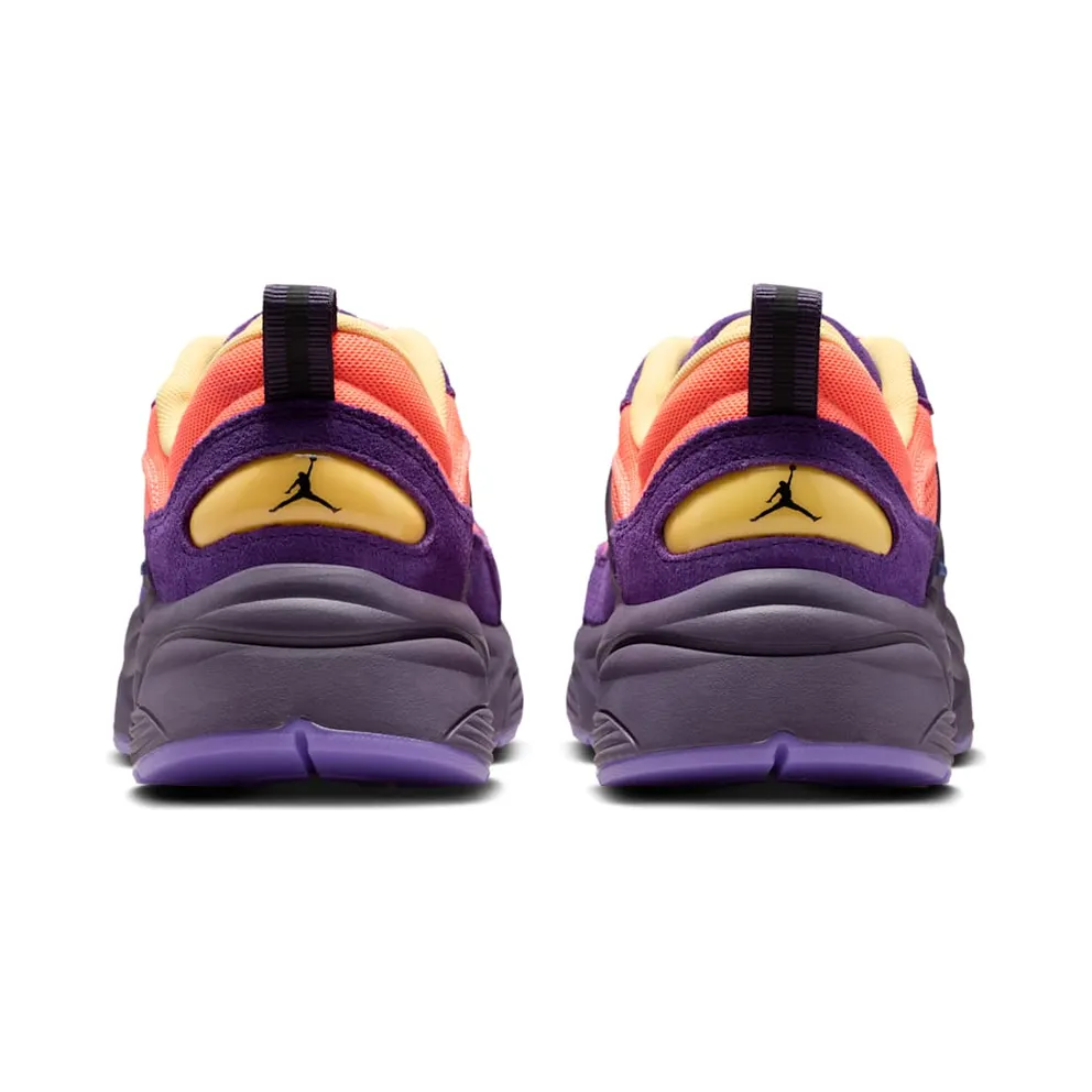 Jordan Trunner O/S SP “Birght Mango Eggplant” (IQ5649-800)