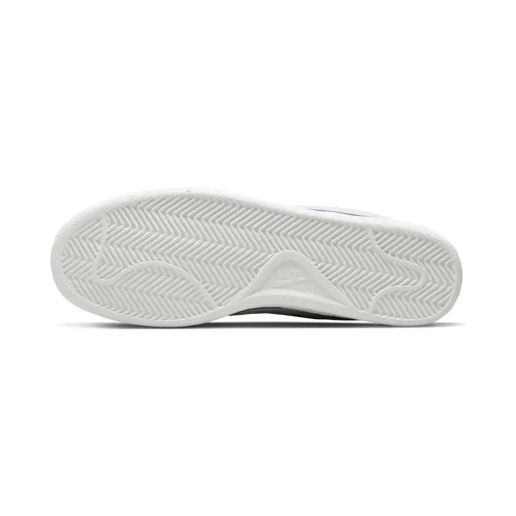 nike-court 749747-010