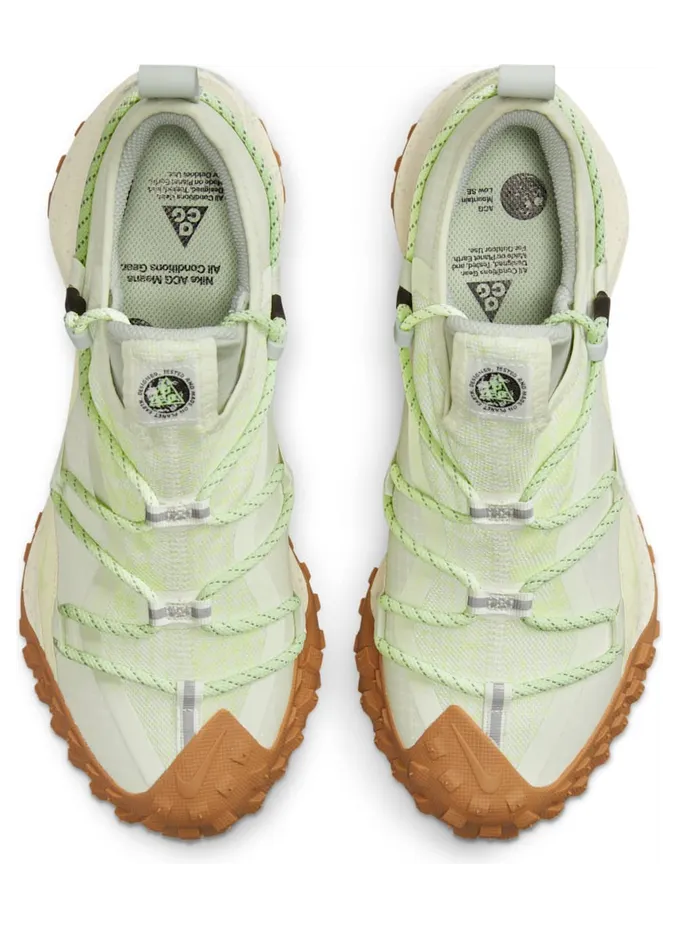 nike-acg DD2861-001