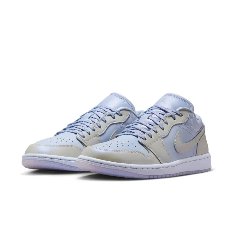 Air Jordan 1 Low SE “Ghost Pearlized Quilt” (IM5129-010)