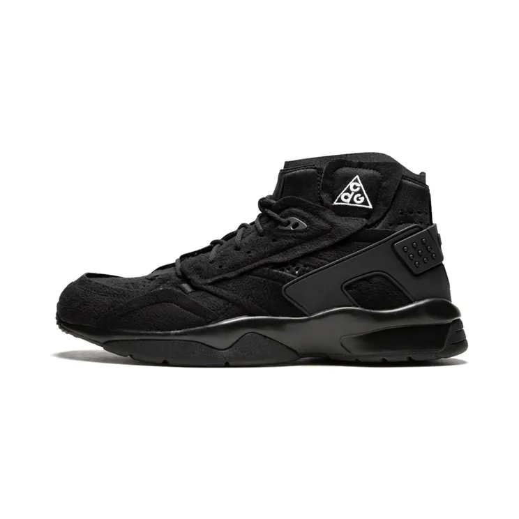 Nike Air Mowabb Comme des Garcons “Black / Sail” (AV4438-001)