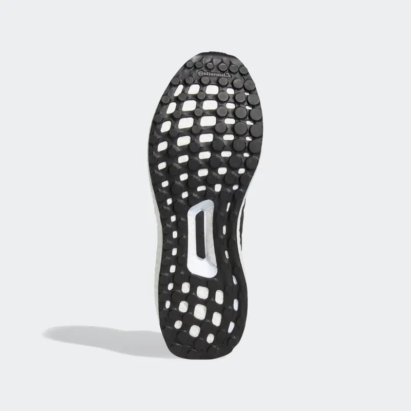 Adidas Ultraboost 4.0 DNA Core Black / Core Black / Cloud White (FY9318)