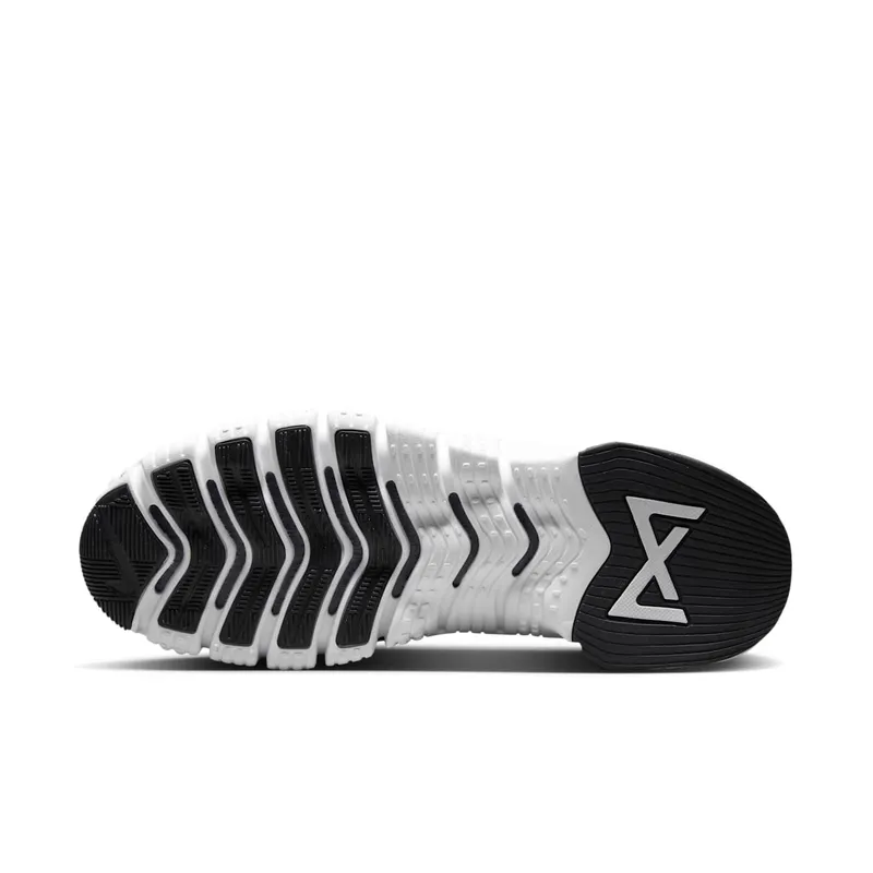 Nike Free Metcon 5 “Black / White” (DV3949-001)
