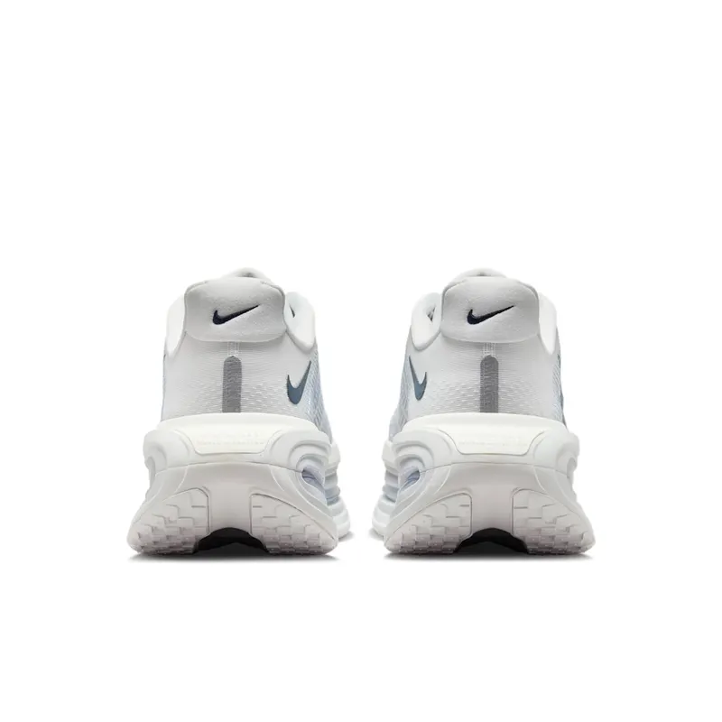 Nike Vomero Premium – “Off White / Dark Obsidian / Grey Fog / Wolf Grey / Work Blue / Pure Platinum” (HQ2050-104)