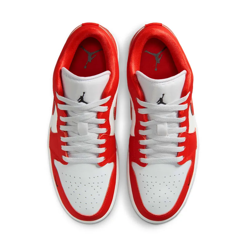Jordan 1 Low SE “Chile Red” (II9813-600)