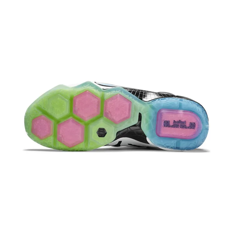 nike-lebron-12 742549-190