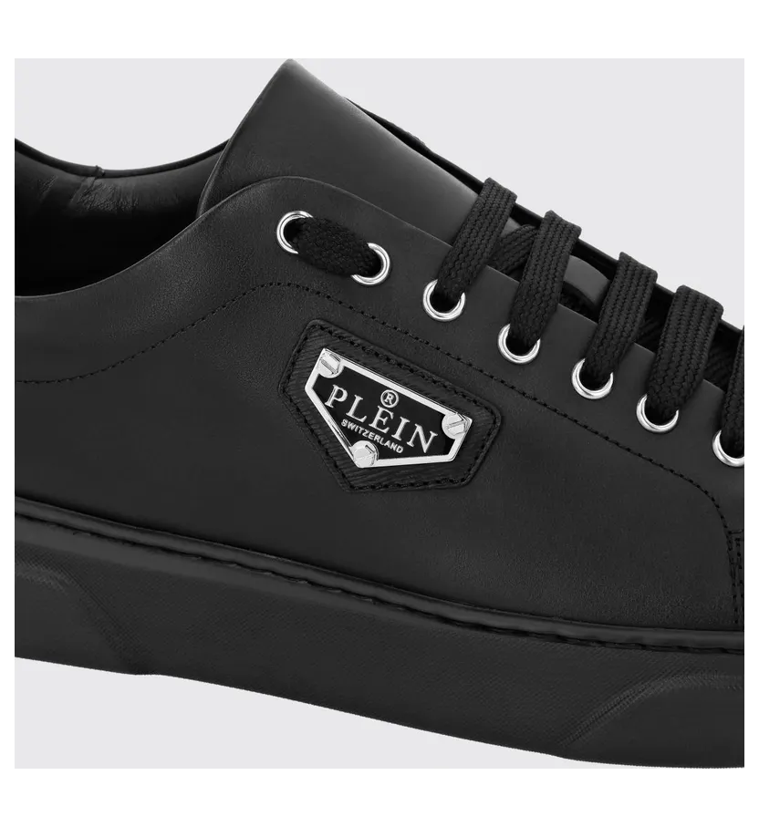 Philipp plein Smooth Leather Low-Top Sneakers with Applied Side Logo Black 1 (UADSUSC0701PLE075N0202) (2)
