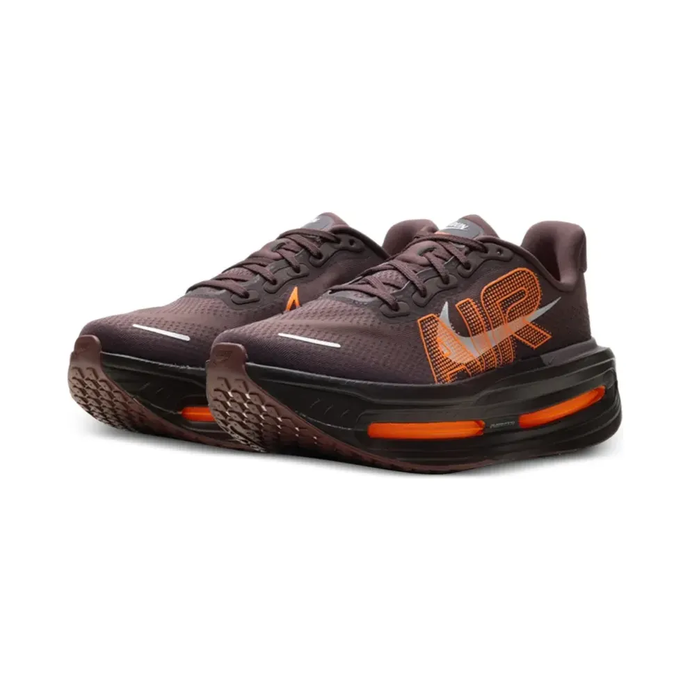 Nike x Renegade Vomero Premium – Bruin (IQ7314)